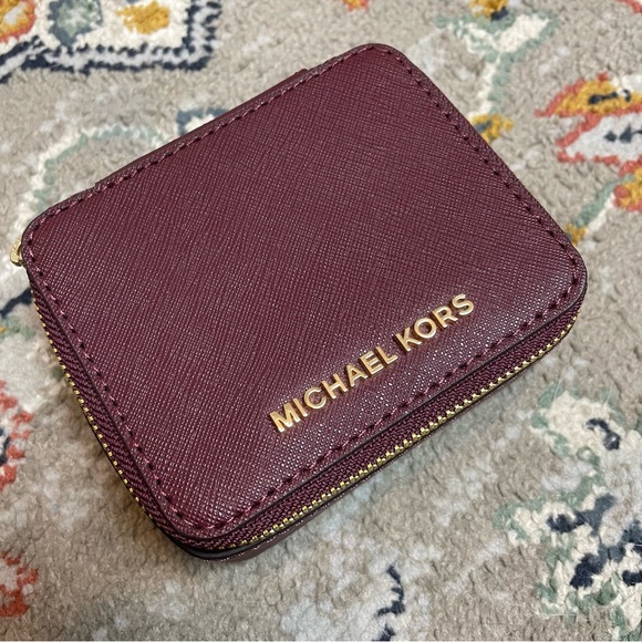 Michael Kors Handbags - Michael Kors Travel Jewelry Case